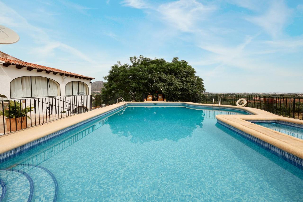 El Cid Country Club Hostal *